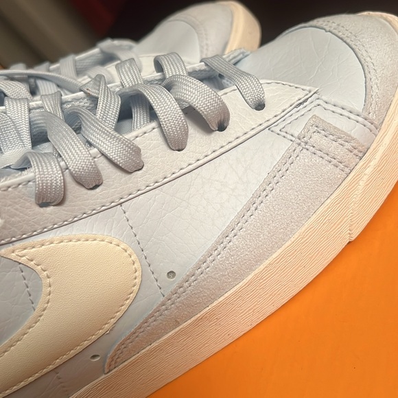 NWT Nike blazer light blue 9.5-10 women’s shoe - Picture 10 of 11